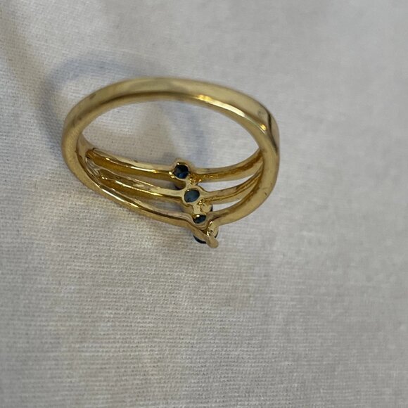 Dainty Triple Blue Stone Gold Tone Statement Ring Size 5.5 Elegant and Fashionab - Picture 6 of 10
